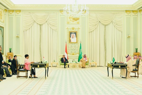 jokowi-sambut-baik-hubungan-indonesia-dan-kerajaan-arab-saudi
